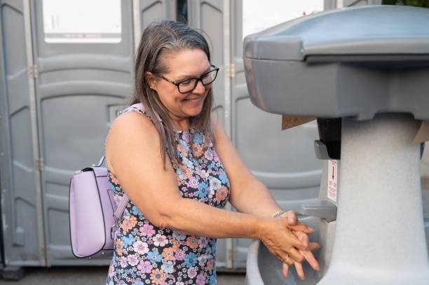 Best Portable restroom solutions  in Logan, WV